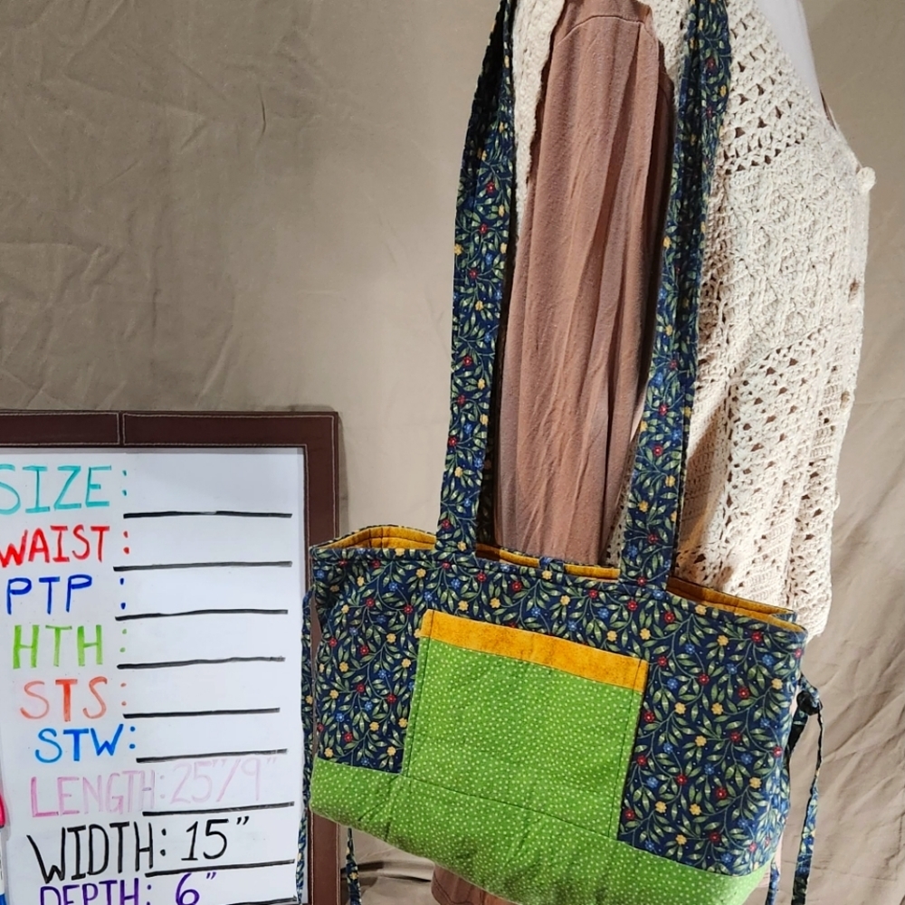 Handmade‎ crafters/painters/artist bag cottagecore vintage padded cloth bag